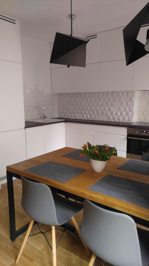 Stylowy 2-Pokojowy Apartament 5 Min. Od Rynku Wroclaw Ngoại thất bức ảnh