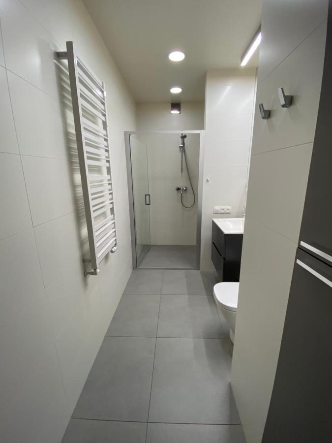 Stylowy 2-Pokojowy Apartament 5 Min. Od Rynku Wroclaw Ngoại thất bức ảnh